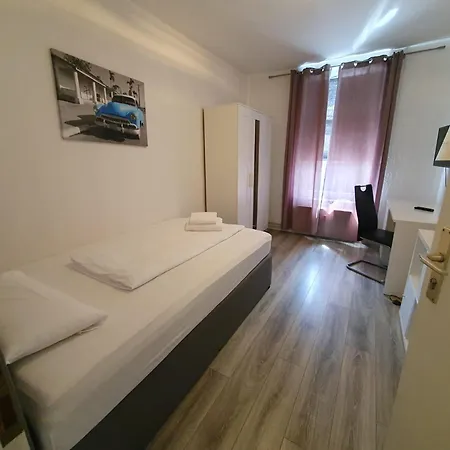1 Hildesheimer Str.357,1.og, 3 X Sz, Hannover