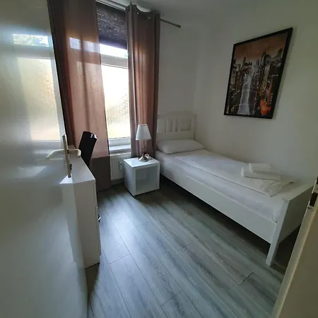 1 Hildesheimer Str.357,1.og, 3 X Sz,